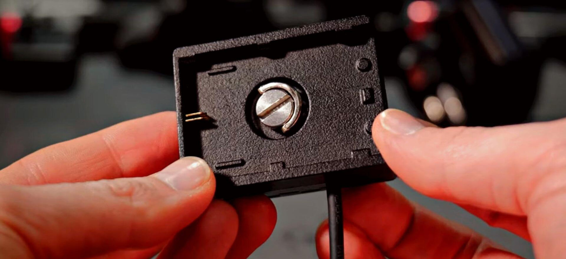 How to power your EVF? - Zacuto