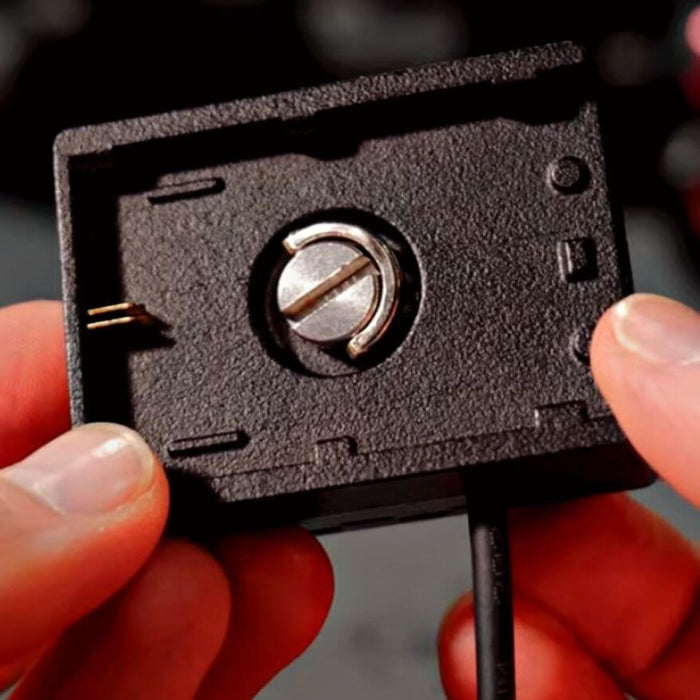 How to power your EVF? - Zacuto